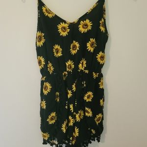 Sunflower romper. Small